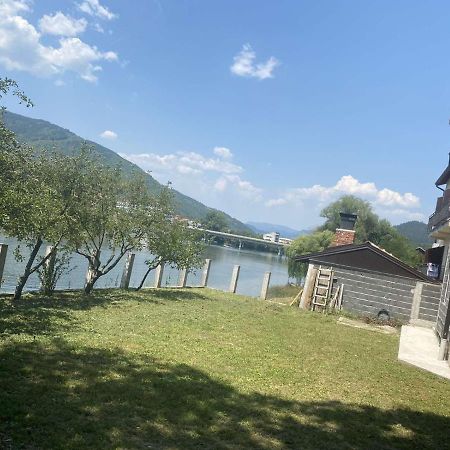 Apartmani Rosa Višegrad Eksteriør billede